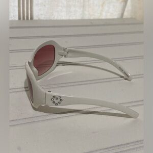BABW Baby Sunglasses White Pink Heart Size Small‎ Fits 0-18 Months Infant Girl